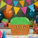 MINECRAFT PINATA (illustrasjonsbilde) thumbnail