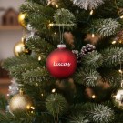 RØD JULEKULE MED NAVN (6 cm) - illustrasjonsbilde thumbnail