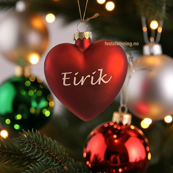 RØDT HJERTE JULEKULE MED NAVN (8 cm)