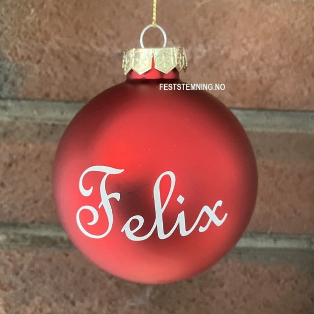 RØD JULEKULE MED PERSONLIG NAVN (rød matt)