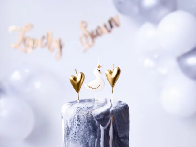 SVANER OG HJERTER KAKELYS