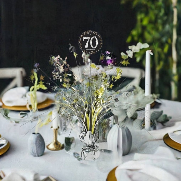 BORDPYNT 70 ÅR (illustrasjonsbilde)