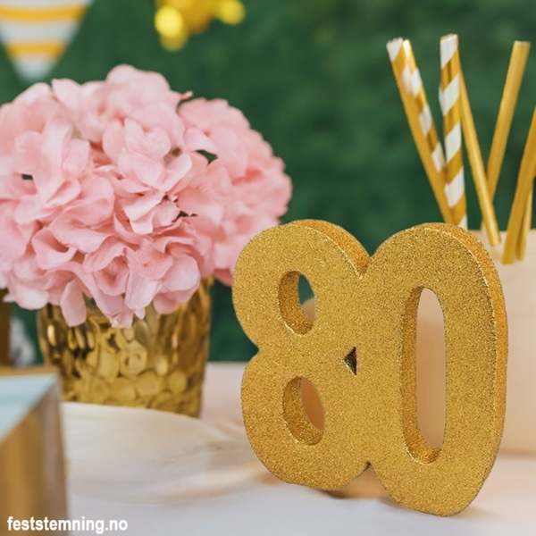 GULLFARGET BORDPYNT 80 ÅR (illustrasjonsbilde)