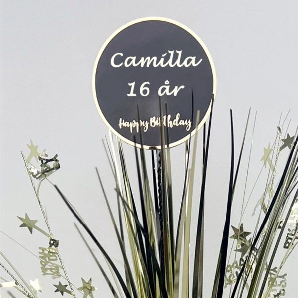 BORDDEKORASJON MED EGET NAVN OG ALDER